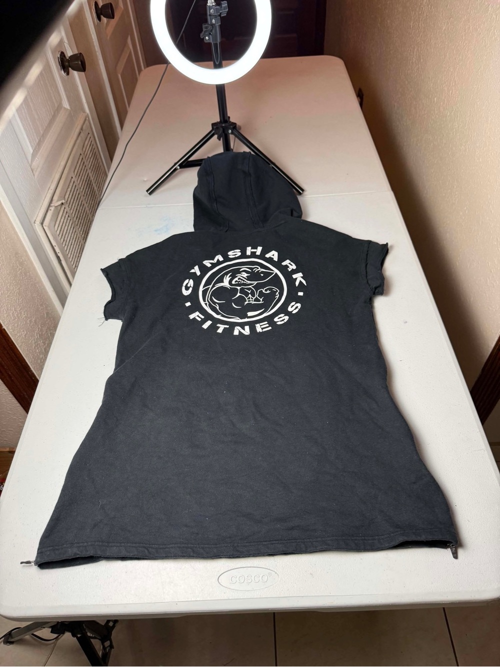 Gymshark sleeveless hoodie black side zip gym
Size small